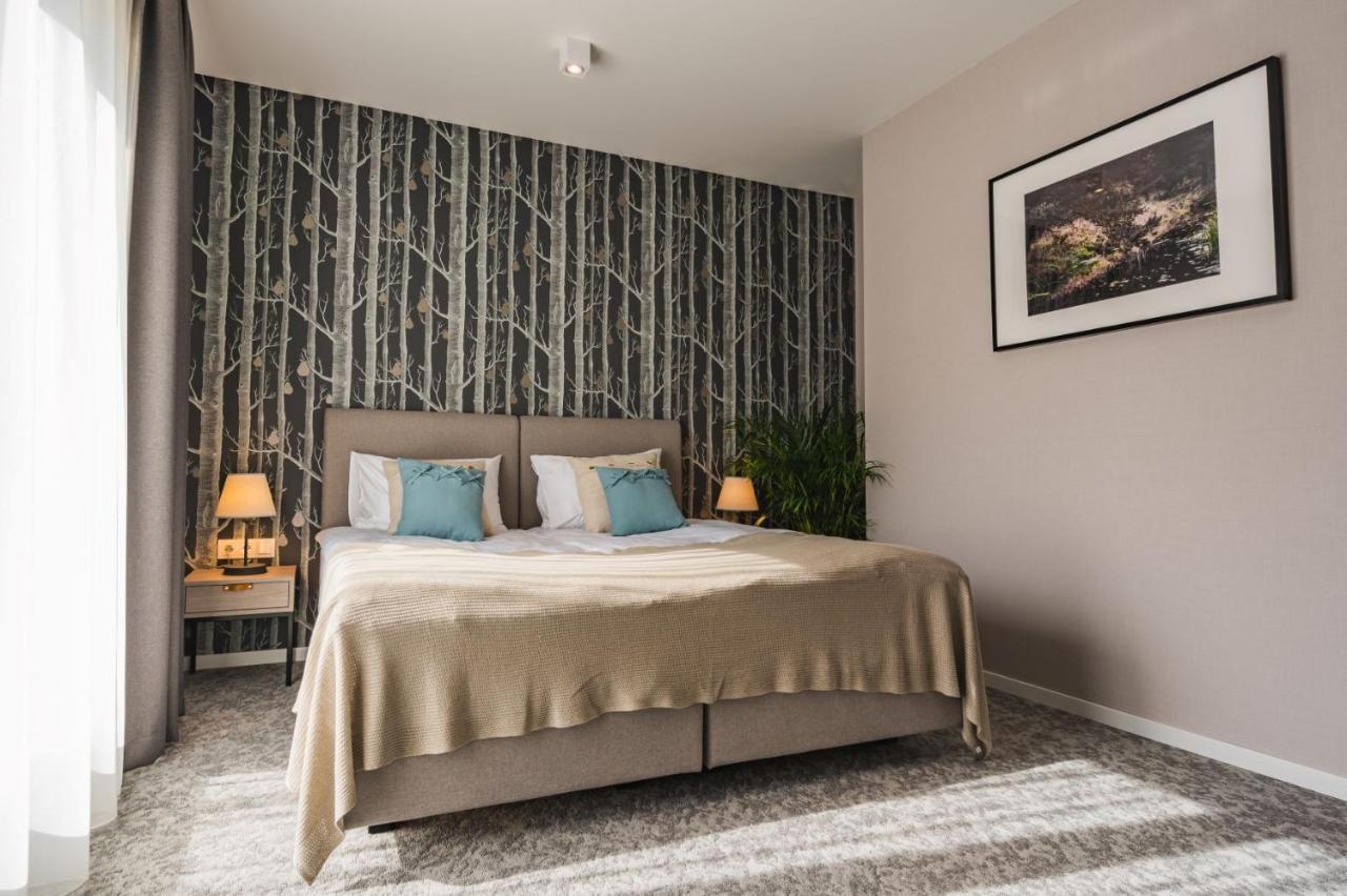 Hotel Odpocznia Resort I Las Jaracz Екстериор снимка