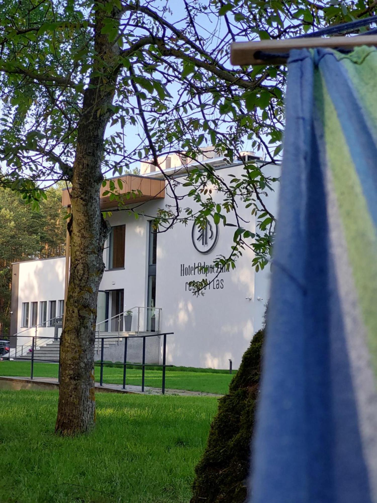 Hotel Odpocznia Resort I Las Jaracz Екстериор снимка